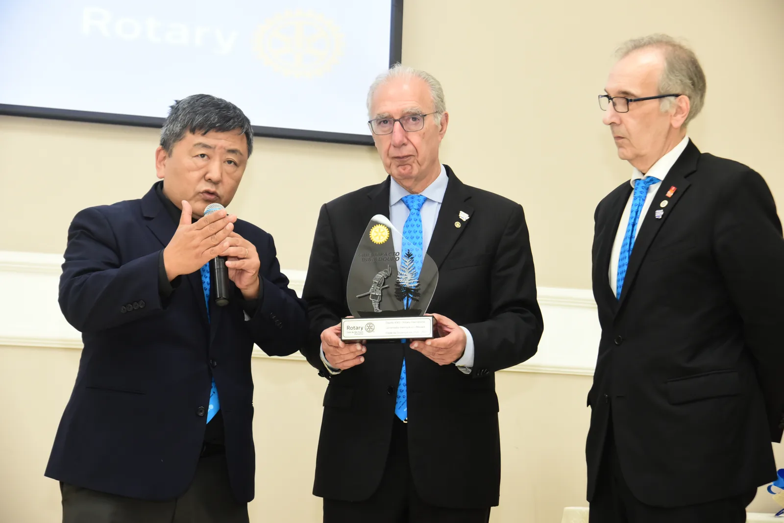 Visita oficial do Governador Henrique Misawa ao Rotary Club de São Paulo em 23 de setembro de 2026 — foto 221
