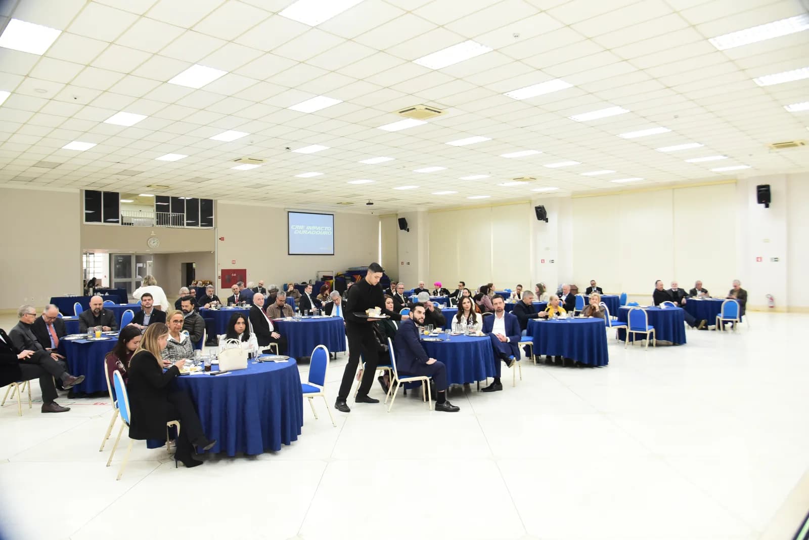 Visita oficial do Governador Henrique Misawa ao Rotary Club de São Paulo em 23 de setembro de 2026 — foto 247