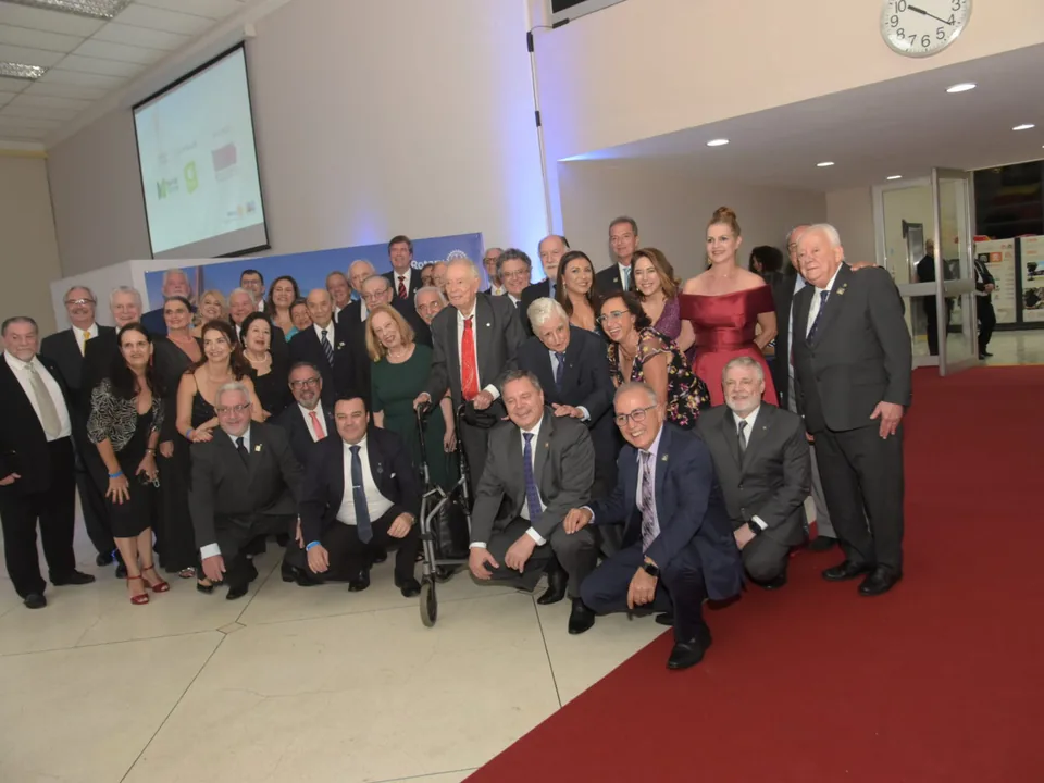 Jantar de Gala do Centenário - Companheirismo no acervo do Rotary Clube de São Paulo